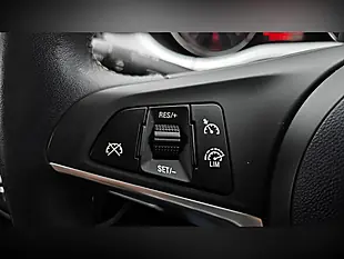 Used 2018 Vauxhall Adam Energised White - Interior and Exterior details 18