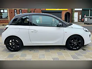 Used 2018 Vauxhall Adam Energised White - Interior and Exterior details 2