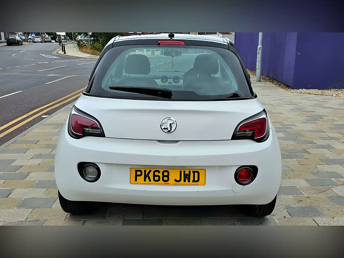 Used 2018 Vauxhall Adam Energised White - Interior and Exterior details 4