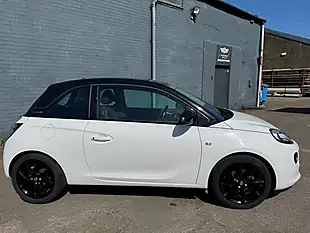 Used 2018 Vauxhall Adam Energised White - Interior and Exterior details 11