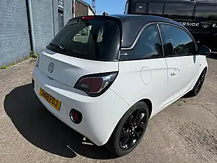 Used 2018 Vauxhall Adam Energised White - Interior and Exterior details 18