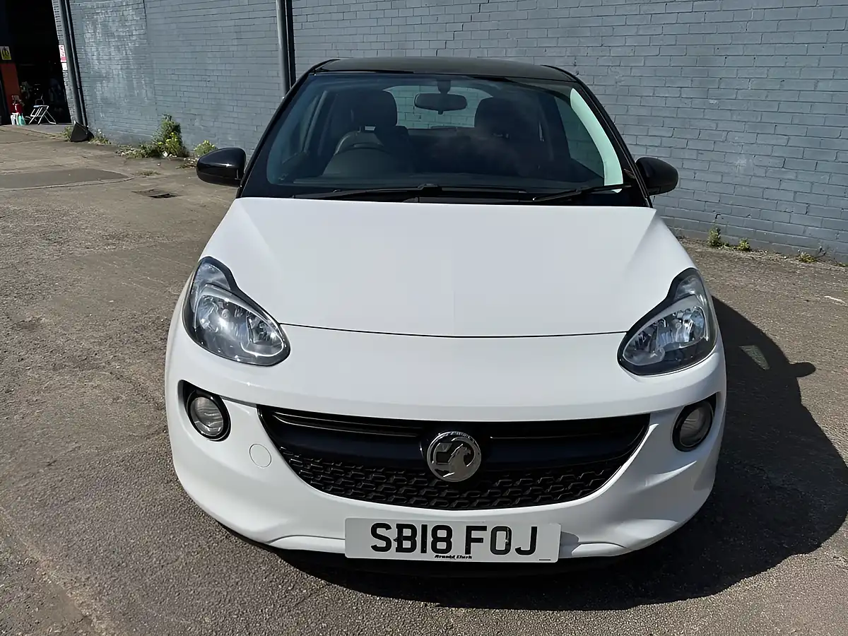 Used 2018 Vauxhall Adam Energised White - Interior and Exterior details 8