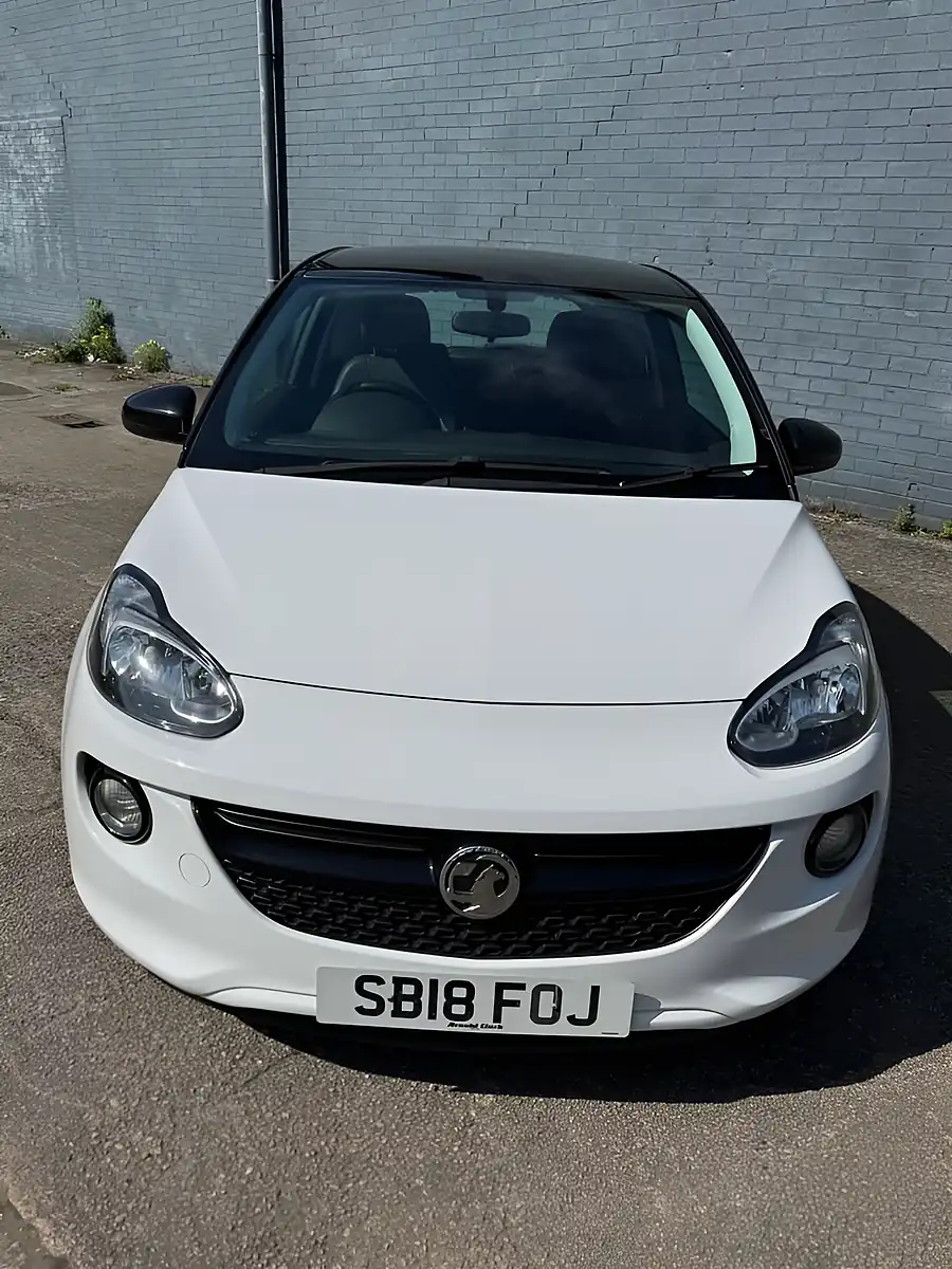 Used 2018 Vauxhall Adam Energised White - Interior and Exterior details 9