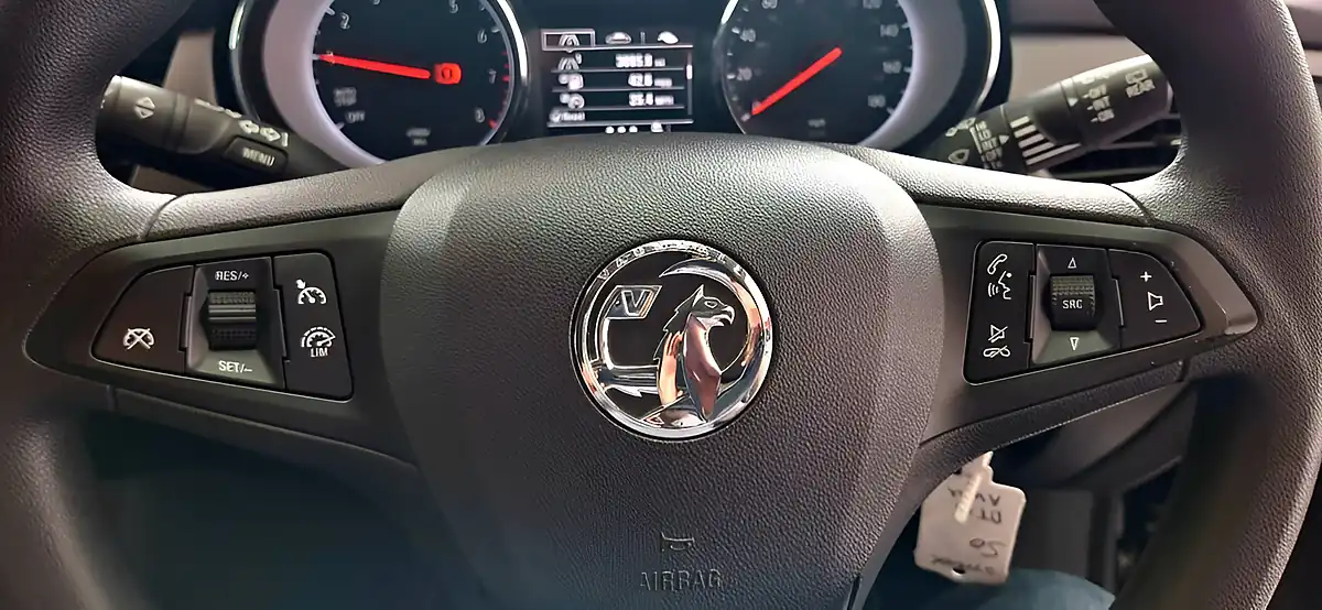 Used 2018 Vauxhall Astra Design Black - Interior and Exterior details 14