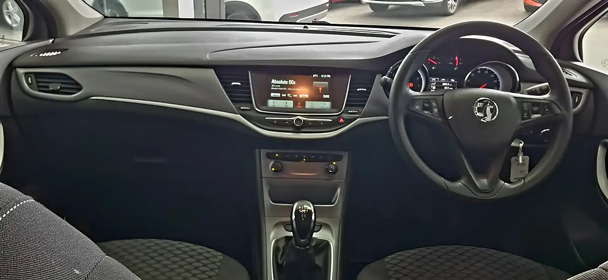 Used 2018 Vauxhall Astra Design Black - Interior and Exterior details 16