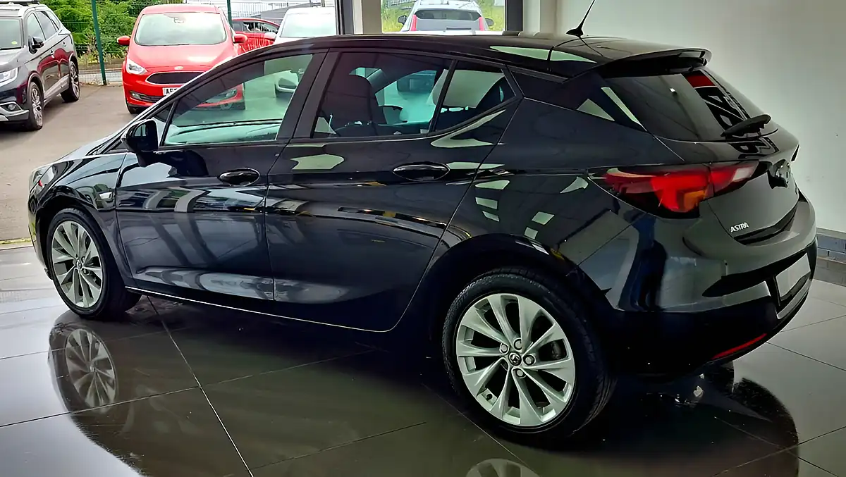 Used 2018 Vauxhall Astra Design Black - Interior and Exterior details 3