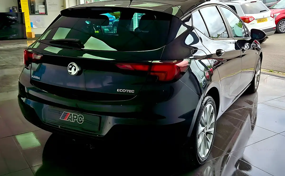 Used 2018 Vauxhall Astra Design Black - Interior and Exterior details 5