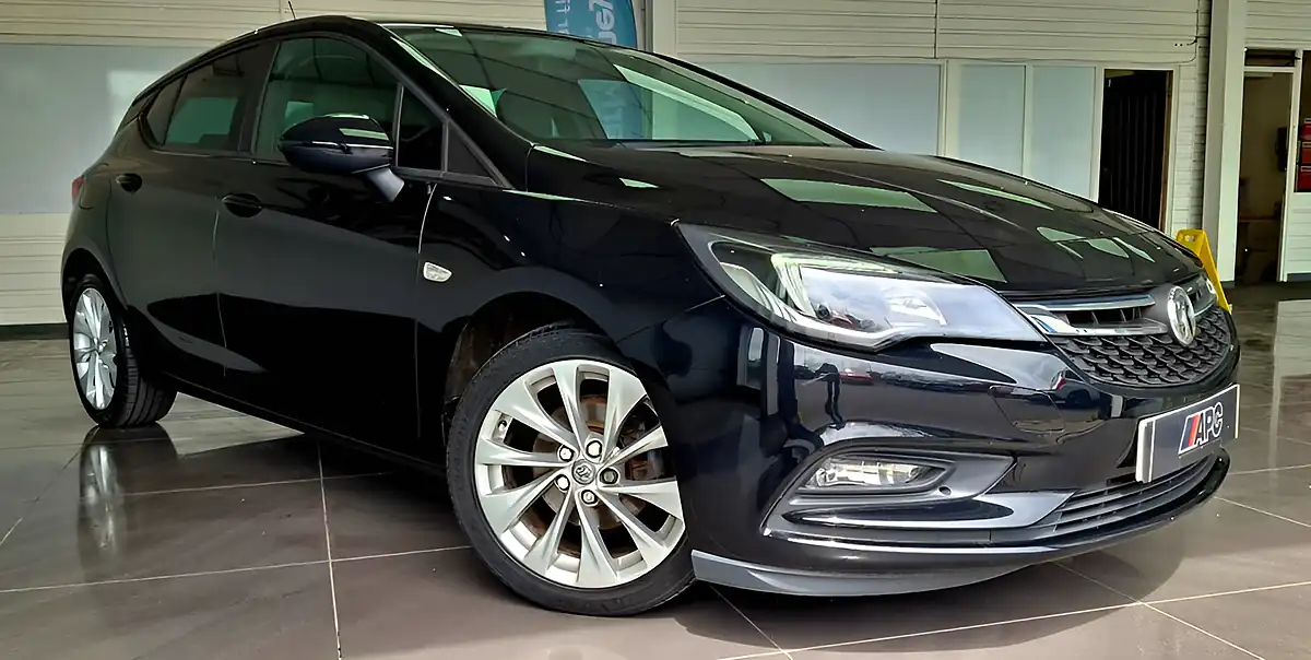 Used 2018 Vauxhall Astra Design Black - Interior and Exterior details 9