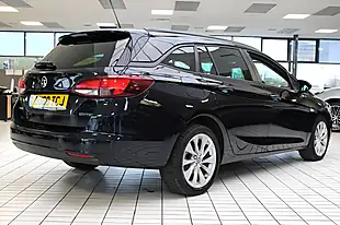 Used 2018 Vauxhall Astra Design Blue - Interior and Exterior details 12
