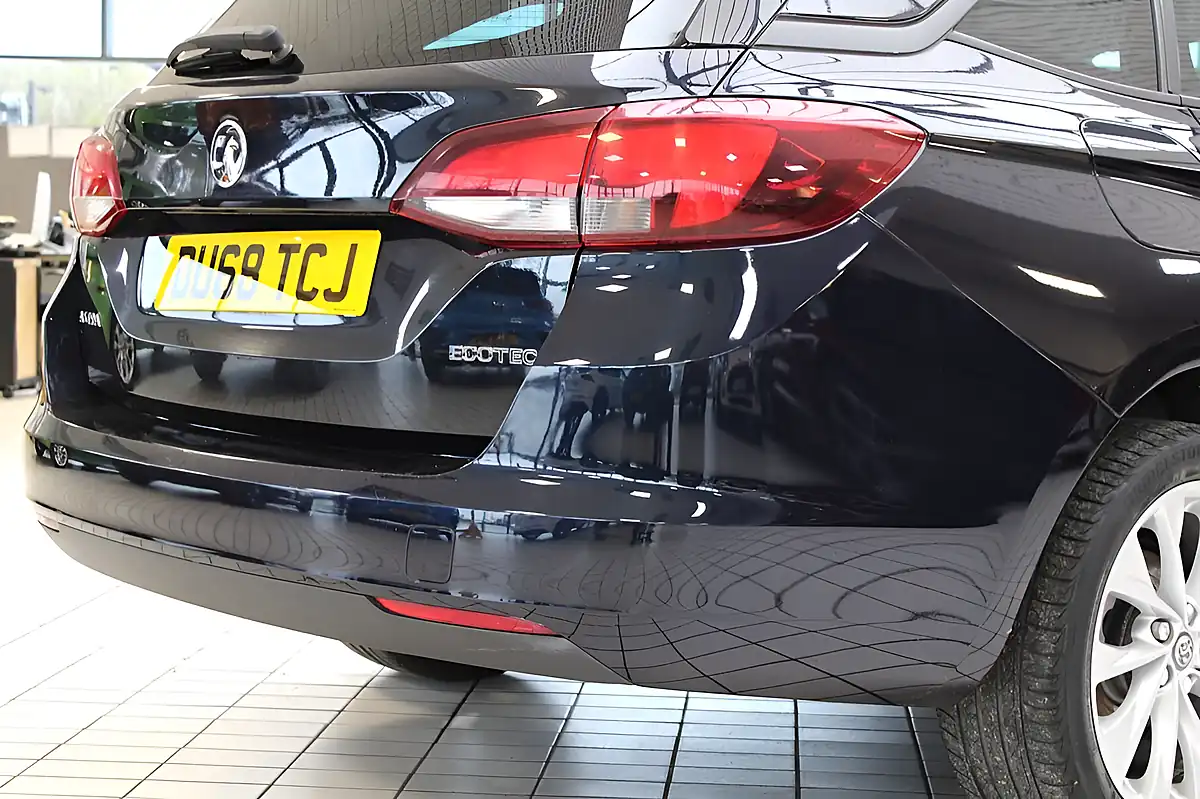 Used 2018 Vauxhall Astra Design Blue - Interior and Exterior details 13