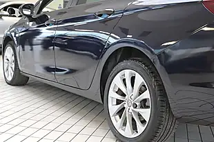 Used 2018 Vauxhall Astra Design Blue - Interior and Exterior details 18