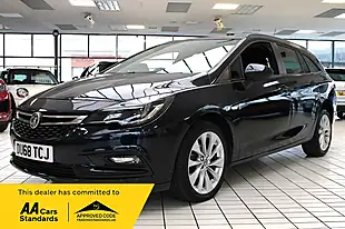 Used 2018 Vauxhall Astra Design Blue - Interior and Exterior details 2