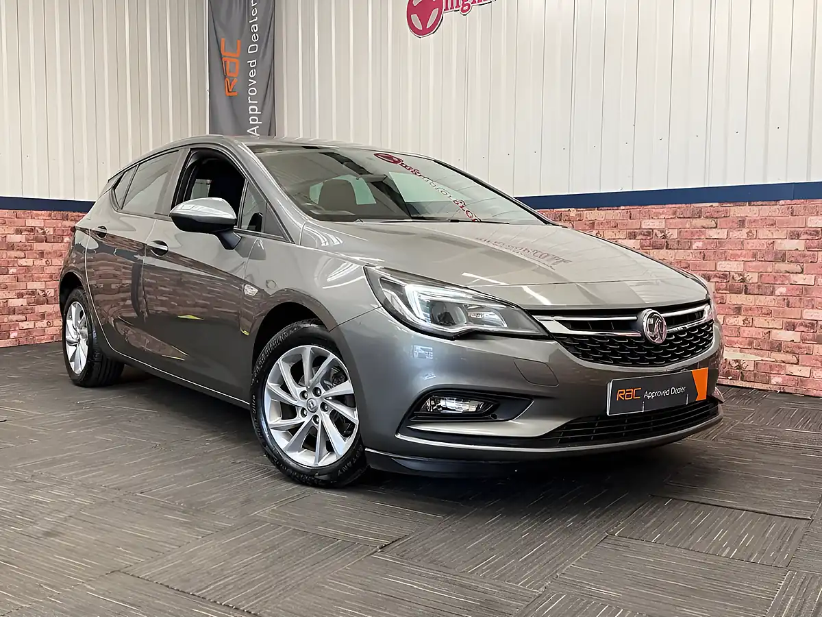 Used 2018 Vauxhall Astra Design Cosmic Grey - Interior and Exterior details 3