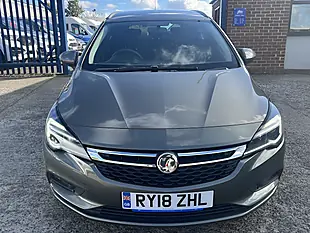Used 2018 Vauxhall Astra Design Cosmic Grey Met - Interior and Exterior details 10