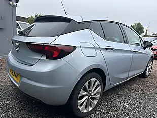 Used 2018 Vauxhall Astra Design Silver - Interior and Exterior details 12