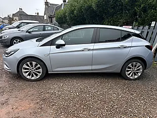 Used 2018 Vauxhall Astra Design Silver - Interior and Exterior details 8
