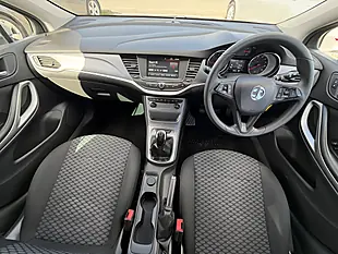 Used 2018 Vauxhall Astra Design Silver Metallic - Interior and Exterior details 2
