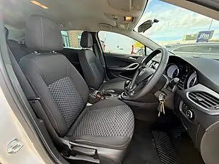 Used 2018 Vauxhall Astra Design Silver Metallic - Interior and Exterior details 3