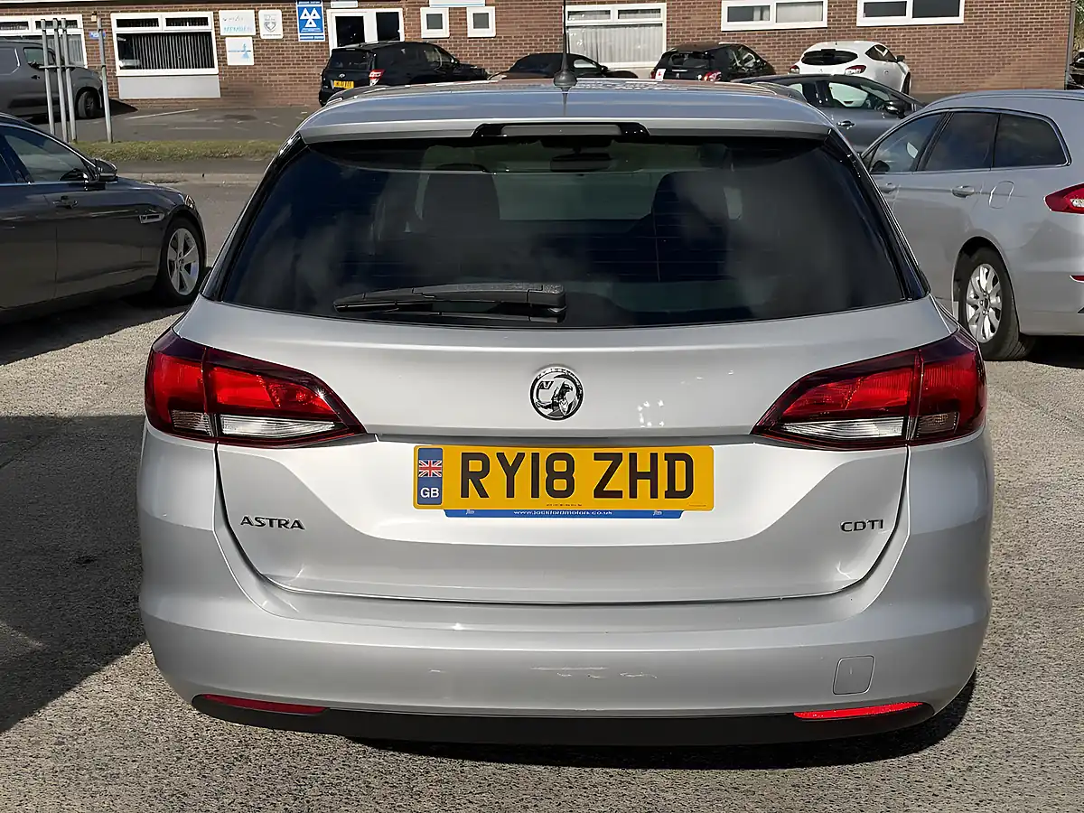 Used 2018 Vauxhall Astra Design Silver Metallic - Interior and Exterior details 7