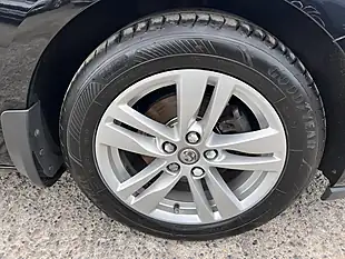 Used 2018 Vauxhall Astra Design Sports Tourer Mineral Black Met - Interior and Exterior details 19