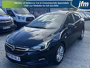 Used 2018 Vauxhall Astra Design Sports Tourer Mineral Black Met - Interior and Exterior details 10