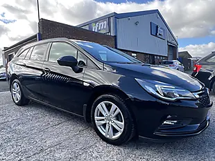 Used 2018 Vauxhall Astra Design Sports Tourer Mineral Black Met - Interior and Exterior details 20