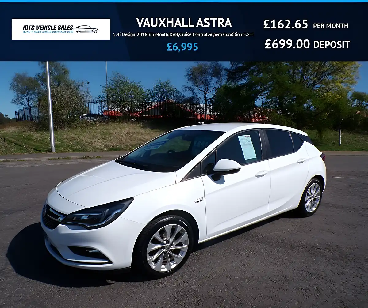 Used 2018 Vauxhall Astra Design White - Front View