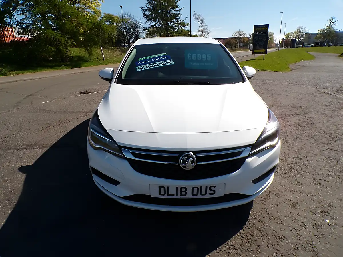 Used 2018 Vauxhall Astra Design White - Interior and Exterior details 14