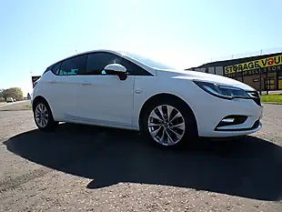 Used 2018 Vauxhall Astra Design White - Interior and Exterior details 16