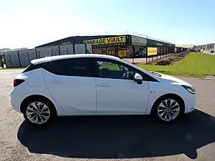 Used 2018 Vauxhall Astra Design White - Interior and Exterior details 4