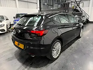 Used 2018 Vauxhall Astra Elite Nav Black - Interior and Exterior details 11