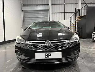 Used 2018 Vauxhall Astra Elite Nav Black - Interior and Exterior details 6