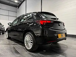 Used 2018 Vauxhall Astra Elite Nav Black - Interior and Exterior details 7