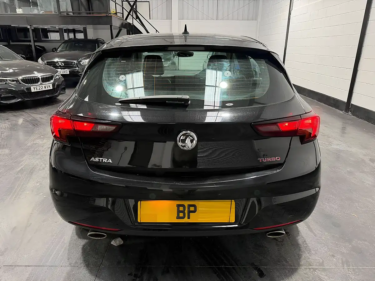 Used 2018 Vauxhall Astra Elite Nav Black - Interior and Exterior details 9