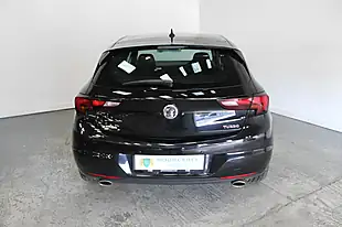 Used 2018 Vauxhall Astra Elite Nav Black - Interior and Exterior details 10