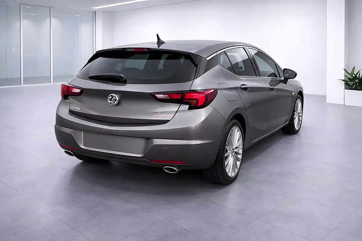 Used 2018 Vauxhall Astra Elite Nav Grey - Interior and Exterior details 3