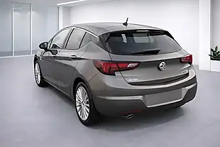 Used 2018 Vauxhall Astra Elite Nav Grey - Interior and Exterior details 5