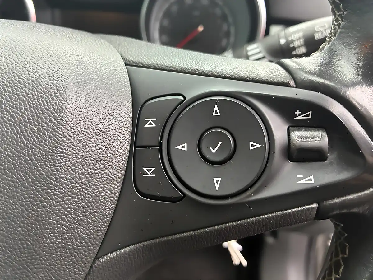 Used 2018 Vauxhall Astra Elite Nav Grey - Interior and Exterior details 15