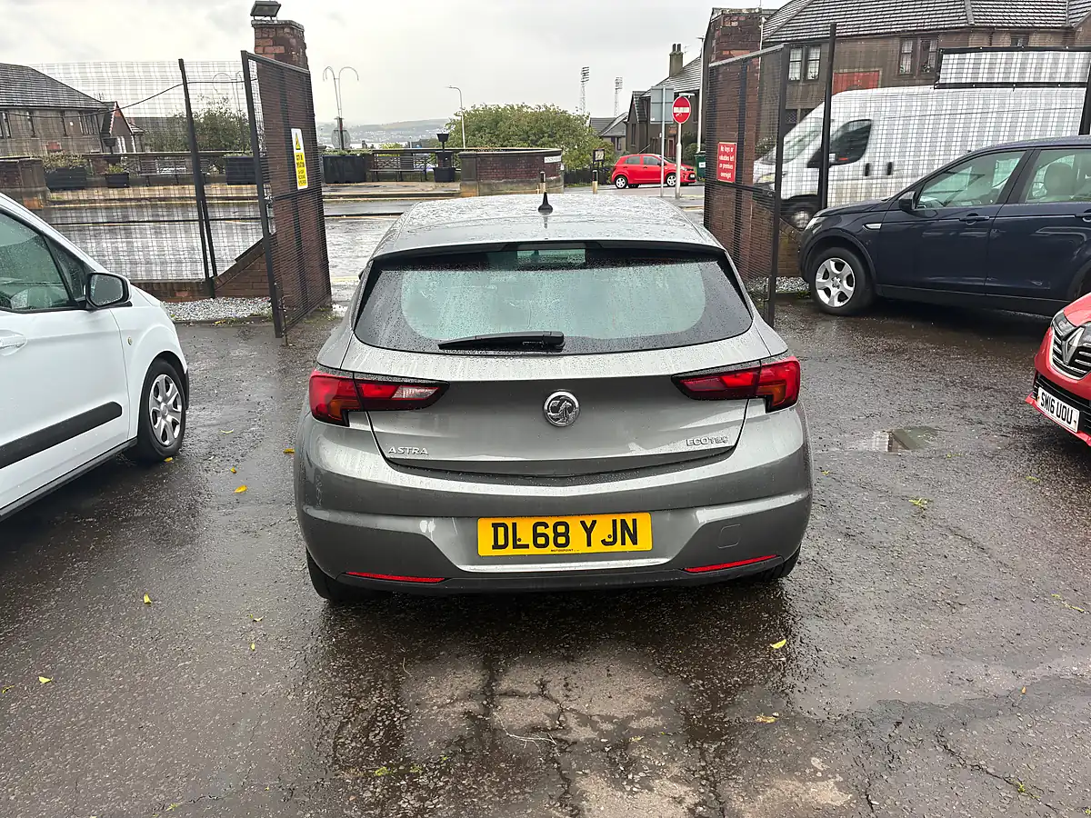 Used 2018 Vauxhall Astra Elite Nav Grey - Interior and Exterior details 4