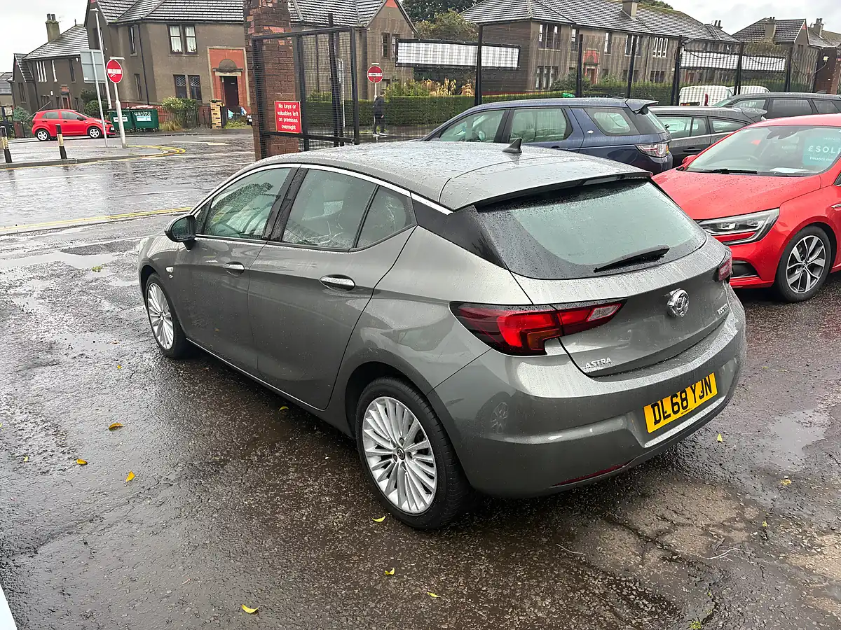 Used 2018 Vauxhall Astra Elite Nav Grey - Interior and Exterior details 5