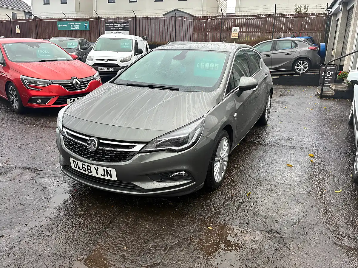 Used 2018 Vauxhall Astra Elite Nav Grey - Interior and Exterior details 7