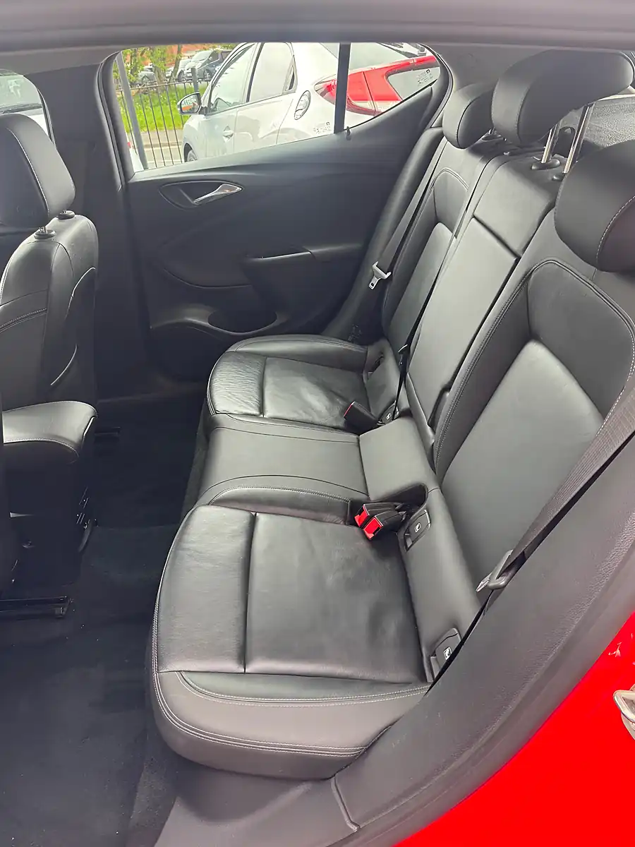 Used 2018 Vauxhall Astra Elite Nav Red - Interior and Exterior details 10