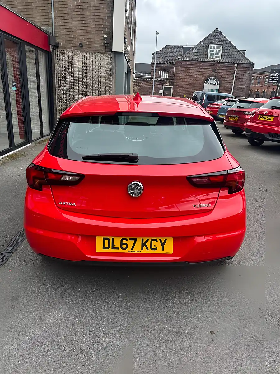 Used 2018 Vauxhall Astra Elite Nav Red - Interior and Exterior details 4