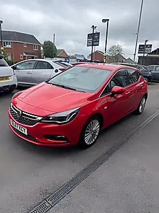 Used 2018 Vauxhall Astra Elite Nav Red - Interior and Exterior details 6