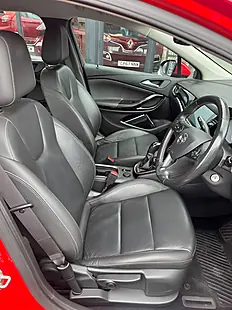 Used 2018 Vauxhall Astra Elite Nav Red - Interior and Exterior details 8
