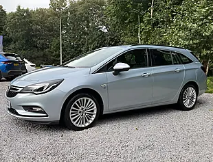 Used 2018 Vauxhall Astra Elite Nav T Silver - Interior and Exterior details 7