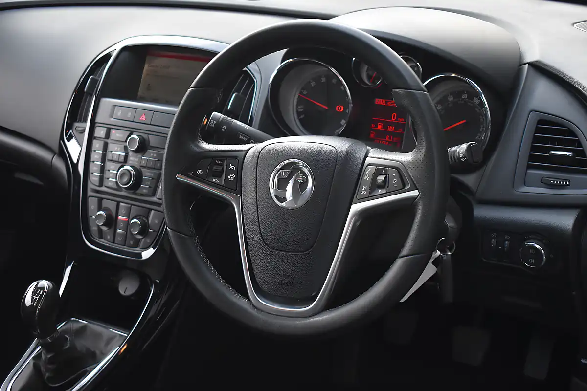 Used 2018 Vauxhall Astra Gtc Limited Edition Grey - Interior and Exterior details 9