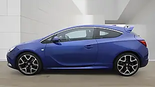 Used 2018 Vauxhall Astra Gtc Vxr Blue - Interior and Exterior details 5
