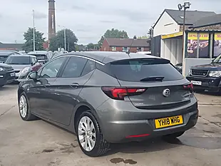 Used 2018 Vauxhall Astra Se Grey - Interior and Exterior details 9
