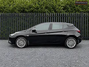 Used 2018 Vauxhall Astra Sri Black - Interior and Exterior details 2